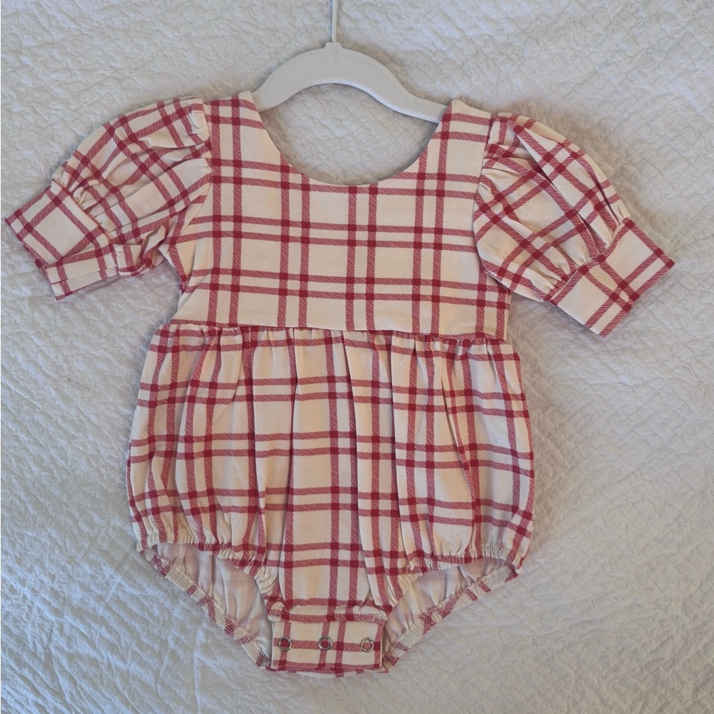 NWT Ollie Jay Puff Sleeve Romper in Scarlet Plaid